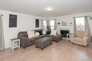 3312 Charlestowne Crossing Dr, Saint Charles, MO 63301 - Photo 2