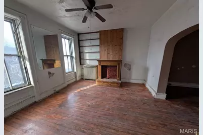 2121 Chippewa Street, Saint Louis, MO 63118 - Photo 6