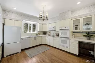 28 Grantwood Ln, Saint Louis, MO 63123 - Photo 28