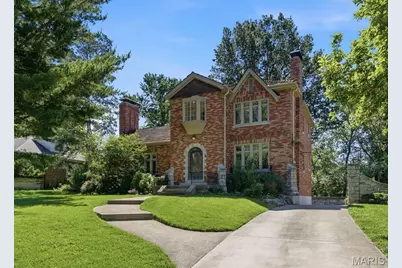 28 Grantwood Lane, Saint Louis, MO 63123 - Photo 1