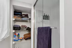 10201 Midland Blvd, Overland, MO 63114 - Photo 28