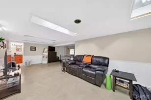 10201 Midland Blvd, Overland, MO 63114 - Photo 24