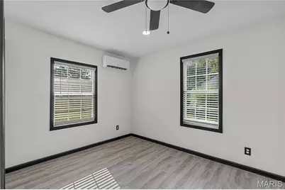 723 Kendall Street, Sikeston, MO 63801 - Photo 10