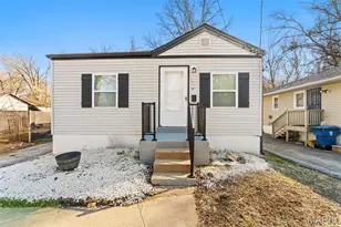 204 Wiegel Dr, Ferguson, MO 63135 - Photo 1