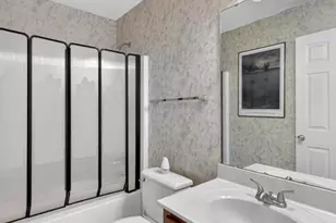 2071 Hackmann Estates Dr, Saint Charles, MO 63303 - Photo 14