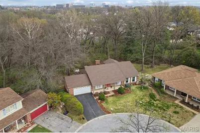 12321 Woodline Drive, Creve Coeur, MO 63141 - Photo 20