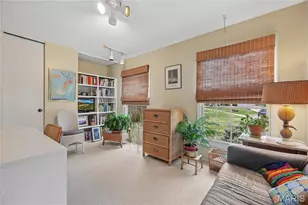 12321 Woodline Dr, Creve Coeur, MO 63141 - Photo 14