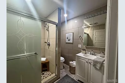 607 Majesty Court, Lemay, MO 63125 - Photo 8