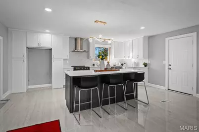 500 Kingridge Drive, Ballwin, MO 63011 - Photo 6