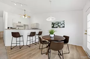 16 Hill Pointe Ct, Saint Charles, MO 63303 - Photo 8