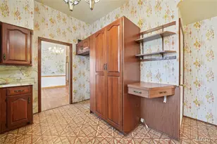 808 Wenneker Dr, Clayton, MO 63124 - Photo 10