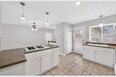 1727 Schulte Hill Drive, Maryland Heights, MO 63043 - Photo 16