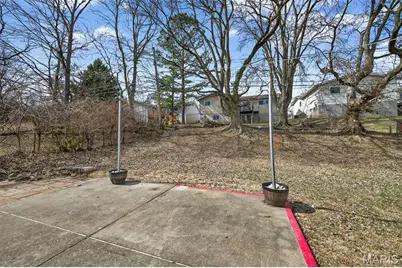 1727 Schulte Hill Drive, Maryland Heights, MO 63043 - Photo 38