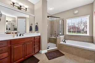 319 Magnolia Valley Dr, O'Fallon, MO 63366 - Photo 6