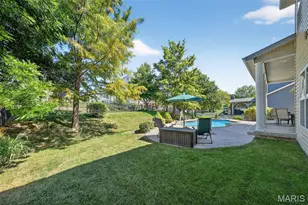 319 Magnolia Valley Dr, O'Fallon, MO 63366 - Photo 10