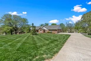 283 S Lake Dr, Cape Girardeau, MO 63701 - Photo 4