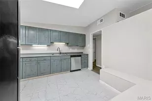 750 St Anthony Ln, Saint Louis, MO 63033 - Photo 22