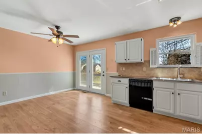 21 Sun Beam Court, Saint Peters, MO 63376 - Photo 8