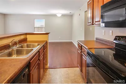 286 Stonewall Creek Drive, Dardenne Prairie, MO 63368 - Photo 8