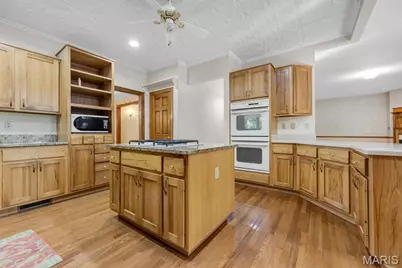 2932 Eagle Pointe Drive, Wentzville, MO 63385 - Photo 18