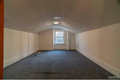 5039 Grace Avenue, Saint Louis, MO 63116 - Photo 8