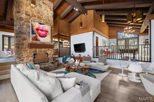 132 Mystic Meadows Ln, Creve Coeur, MO 63141 - Photo 4