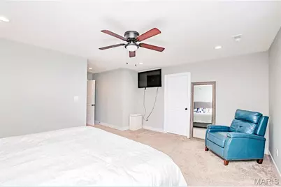 7057 Mitchell Avenue, Richmond Heights, MO 63117 - Photo 30