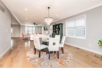 7057 Mitchell Avenue, Richmond Heights, MO 63117 - Photo 10