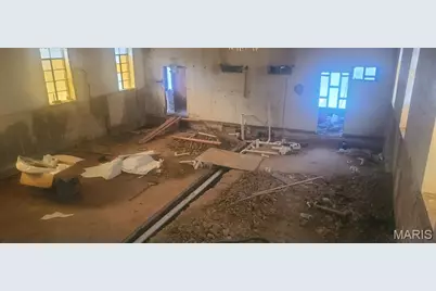 9574 Breckenridge Road, Breckenridge Hills, MO 63114 - Photo 4