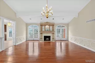 27 Meadowbrook Country Club Estate, Ballwin, MO 63011 - Photo 6