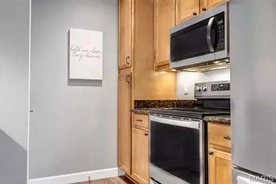 2712 McKnight Crossing Court, Saint Louis, MO 63124 - Photo 8