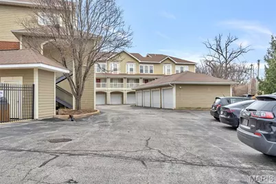 2712 McKnight Crossing Court, Saint Louis, MO 63124 - Photo 24