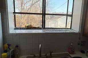 5989 N Cuba Ct, Saint Louis, MO 63139 - Photo 8