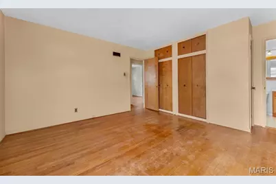 9200 Papoose Drive, Saint Louis, MO 63123 - Photo 8