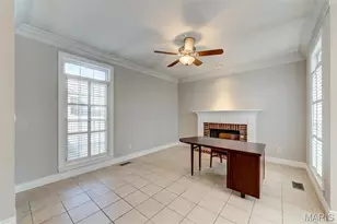 8822 Lynn Ln, Saint Louis, MO 63127 - Photo 10