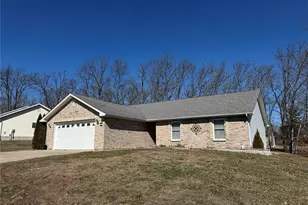 403 Ahr Strom Dr, Robertsville, MO 65066 - Photo 4