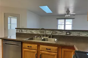 403 Ahr Strom Dr, Robertsville, MO 65066 - Photo 8