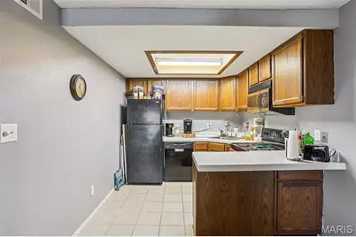 1440 Heritage Landing #208, Saint Charles, MO 63303 - Photo 8