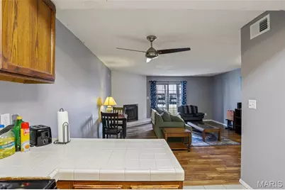 1440 Heritage Landing #208, Saint Charles, MO 63303 - Photo 10