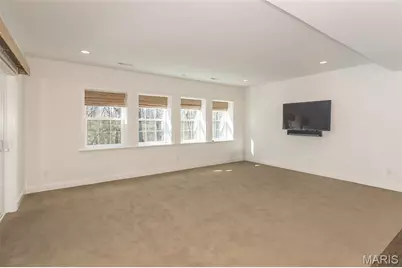 30 Meadowbrook Country Club Estate, Ballwin, MO 63011 - Photo 46