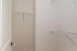 30 Meadowbrook Country Club Estate, Ballwin, MO 63011 - Photo 36