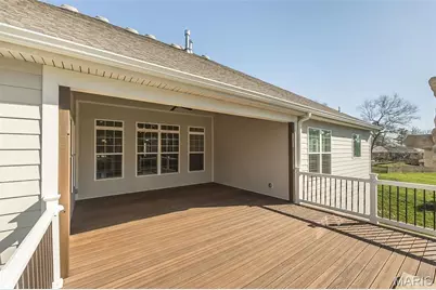 30 Meadowbrook Country Club Estate, Ballwin, MO 63011 - Photo 22