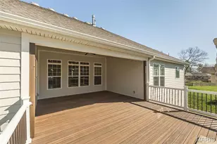 30 Meadowbrook Country Club Estate, Ballwin, MO 63011 - Photo 22