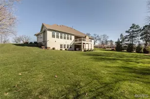 30 Meadowbrook Country Club Estate, Ballwin, MO 63011 - Photo 50