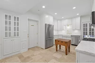 49 Waverton Drive, Ladue, MO 63124 - Photo 10