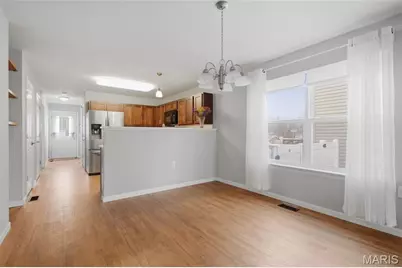 9933 Linn Avenue, Saint Louis, MO 63125 - Photo 10