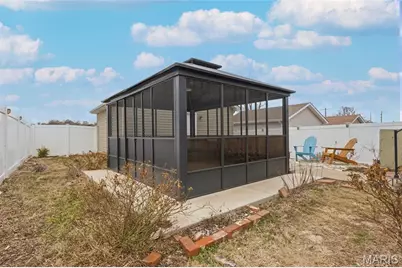 9933 Linn Avenue, Saint Louis, MO 63125 - Photo 30