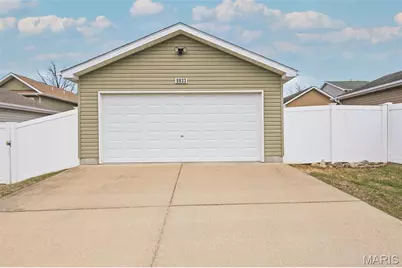 9933 Linn Avenue, Saint Louis, MO 63125 - Photo 32