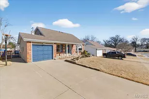 1355 Seminole Ln, Florissant, MO 63033 - Photo 2