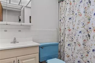 1244 Hobson Dr, Saint Louis, MO 63135 - Photo 28